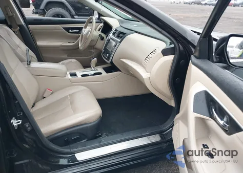 2016 Nissan Altima 2.5 из США, поврежденный, VIN 1N4AL3AP6GC168992